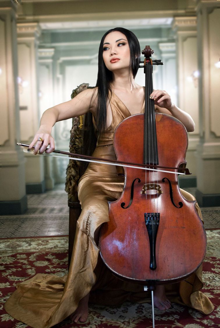 Tina posing with her cello