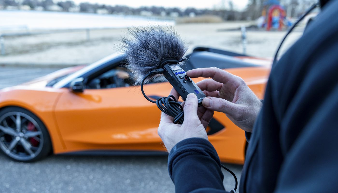 Recording sportscar sounds with the H1essential
