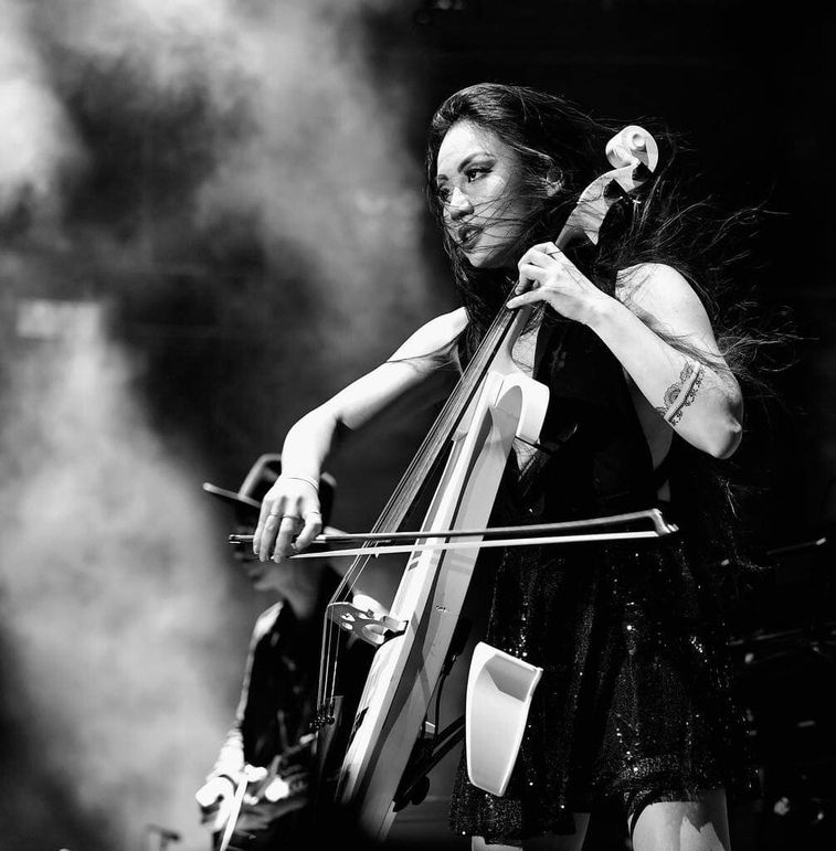 Tina in Black & White
