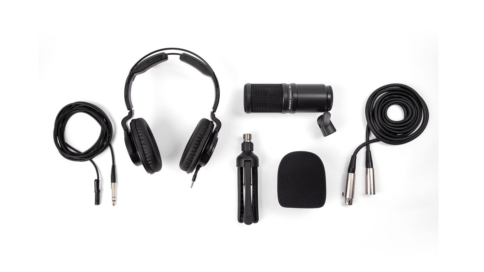 Contents of the Podcast Mic Pack