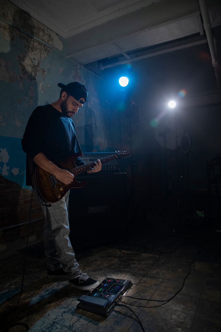 Ricardo Ramos playing a pearly white Fender Jaguar