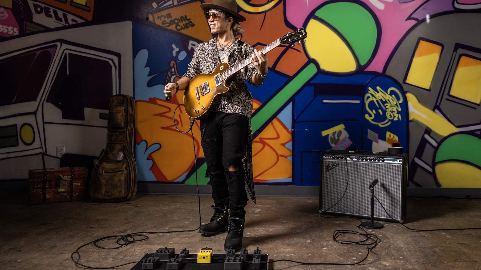 Guitarist Kappa with MS-200D+
