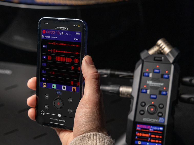 using an iPhone to remotely control the H6e