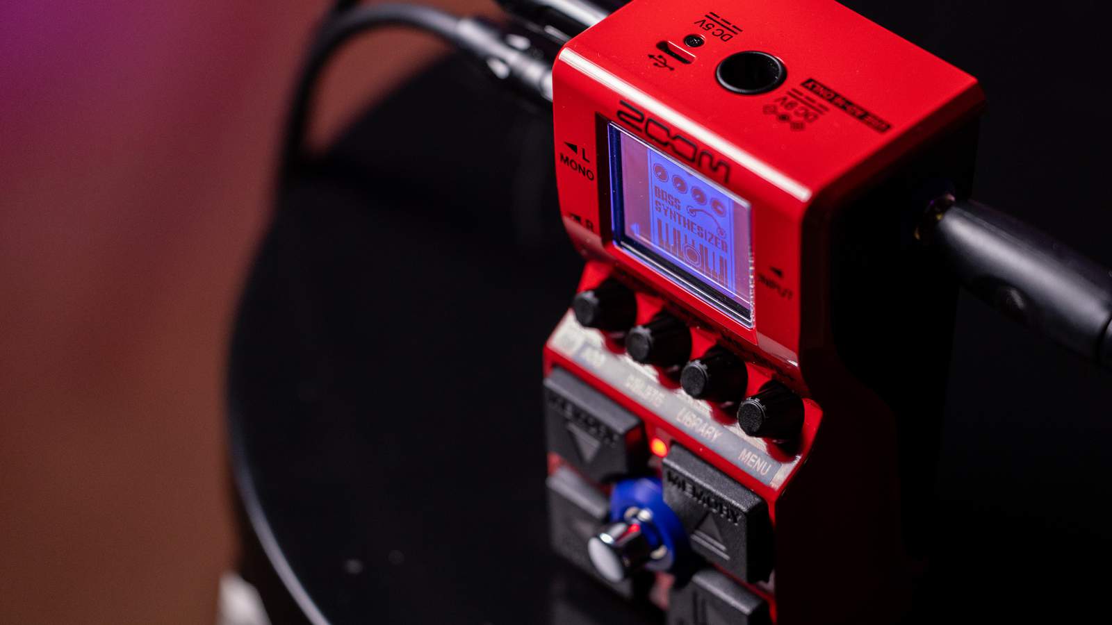 The Zoom MS-60B+ includes Zoom IR Technology