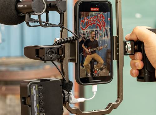 ZSG-1 mounted on videographers iPhone rig