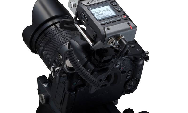 F1-SP mounted to DSLR on tripod