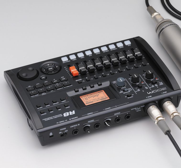 r8 with cables
