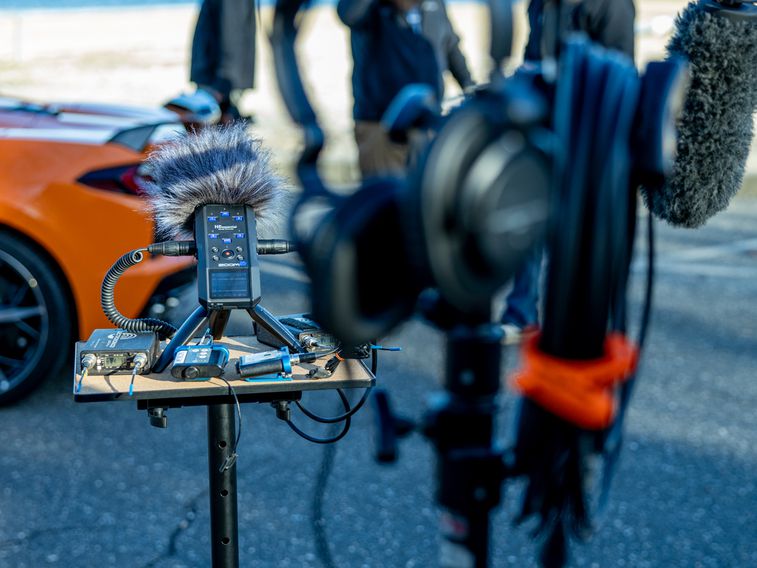 H6e being used to record a sports car