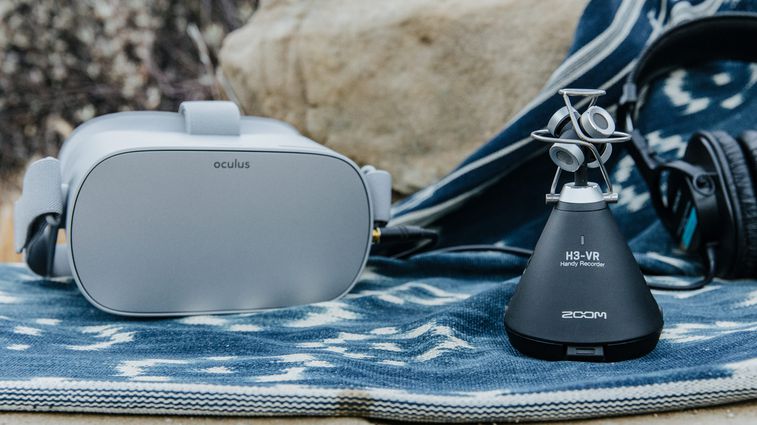 H3-VR with a Oculus gaming headset
