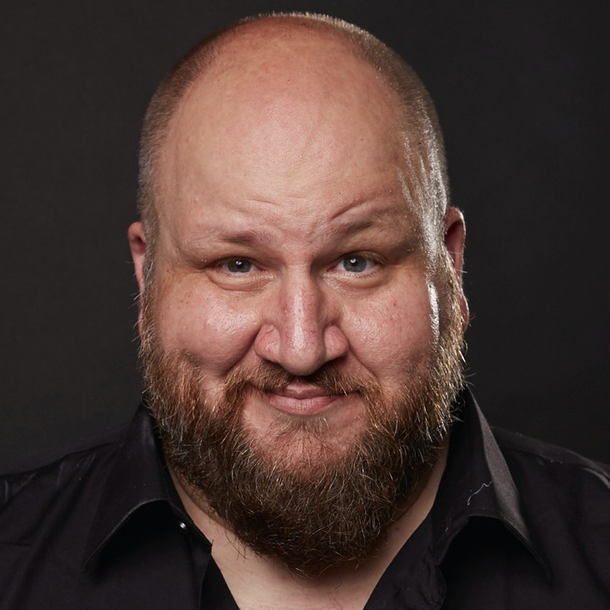 The Night Time Show podcast host, Stephen Kramer Glickman